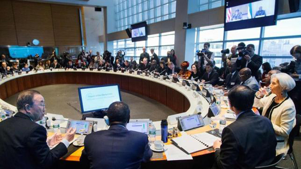 Một cuộc họp giữa Tổng thư ký LHQ với đại diện WB và IMF. Nhân tài Trung Quốc vắng bóng trong các tổ chức quốc tế như thế này - Ảnh: Reuters