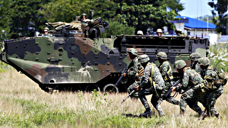 Một cuộc tập trận chung Mỹ-Philippines - Ảnh: Reuters