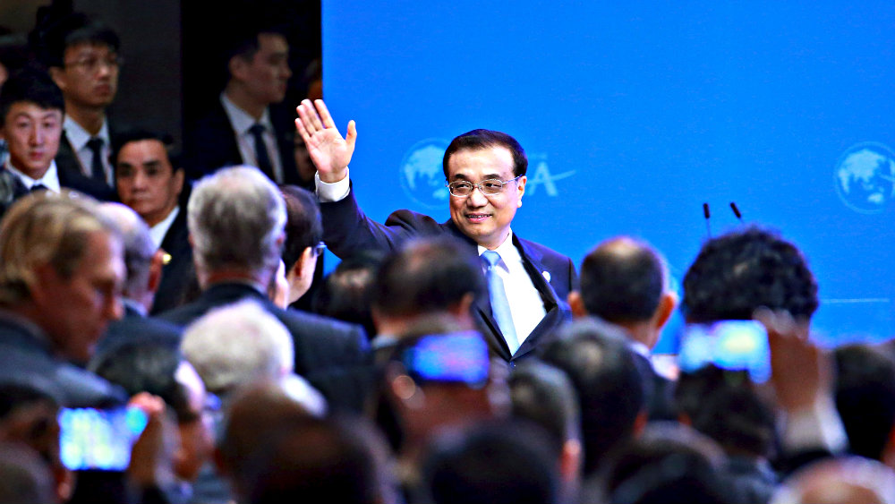 Thủ tướng Trung Quốc Lý Khắc Cường trong diễn đàn Bác Ngao ở Hải Nam - Ảnh: Reuters
