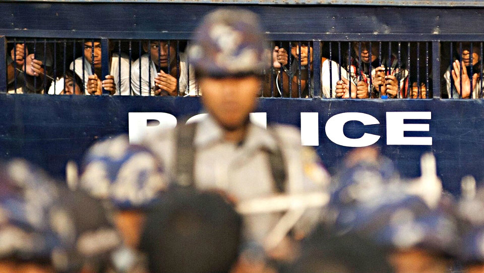 Chính phủ mới của Myanmar sắp trả tự do cho hàng trăm tù nhân chính trị ở nước này - Ảnh: AFP