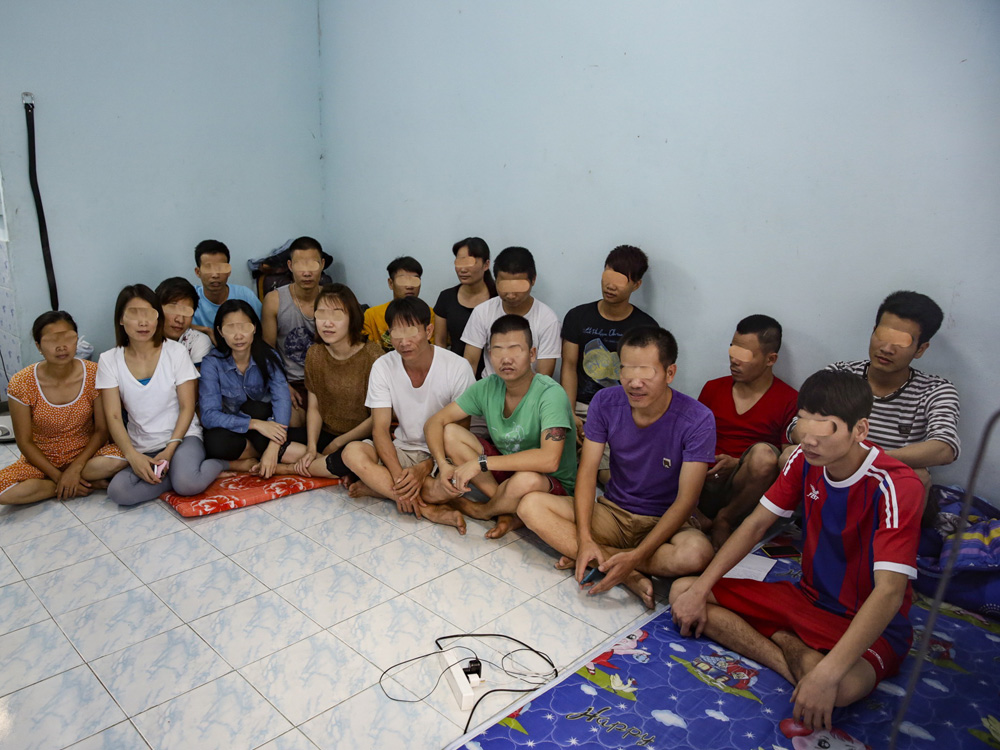Một số người bị lừa xuất khẩu lao động sang Thái Lan - Ảnh: Nguyễn Tập