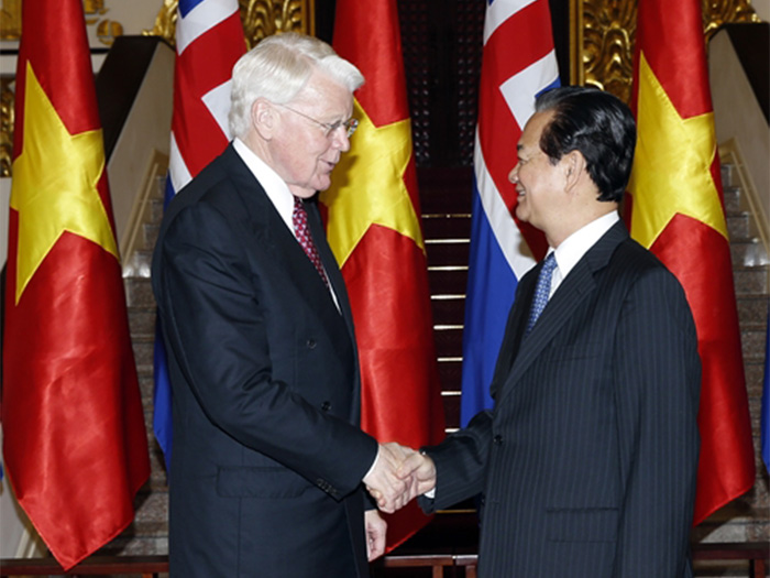 Thủ tướng Nguyễn Tấn Dũng hội kiến với Tổng thống Cộng hòa Iceland Ólafur Ragnar Grímsson thăm cấp Nhà nước Việt Nam - Ảnh: TTXVN