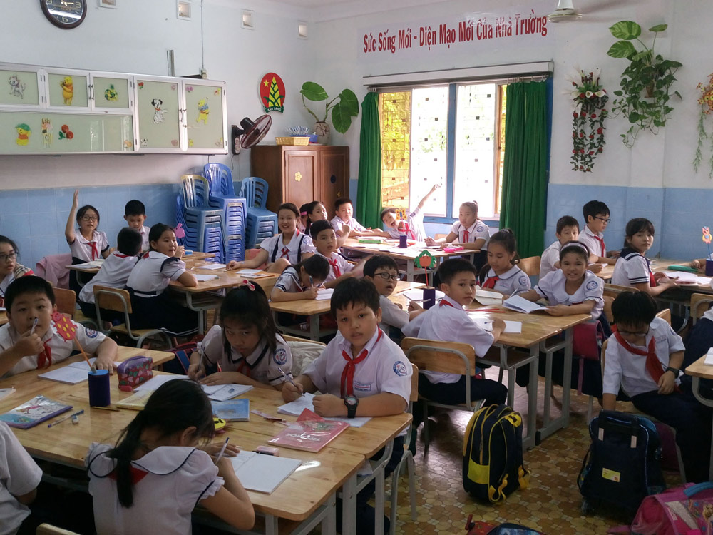 Lớp học “3 trong 1” tại Trường tiểu học Tuyên Quang, TP.Phan Thiết - Ảnh: Quế Hà