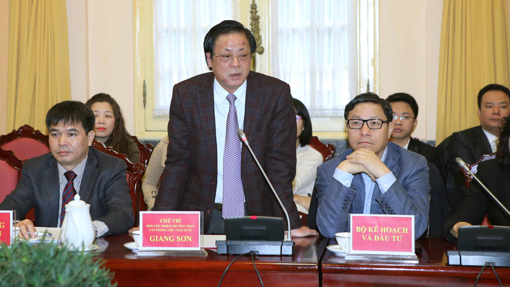 Phó Chủ nhiệm Thường trực Văn phòng Chủ tịch nước Giang Sơn phát biểu tại buổi họp báo - Ảnh: TTXVN