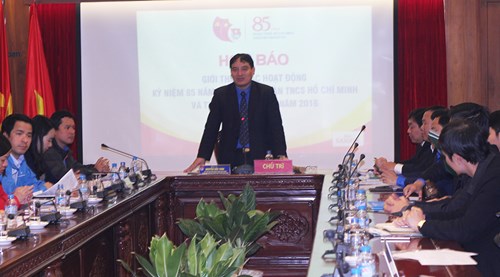 Anh Nguyễn Đắc Vinh chủ trì lễ họp báo công bố hoạt động trong Tháng thanh niên năm 2016 - Ảnh: Phan Hậu