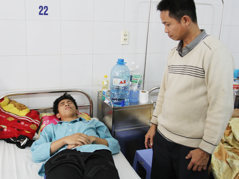 T. đang được điều trị tại Bệnh viện Đà Nẵng - Ảnh: Nguyễn Tú