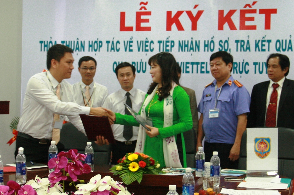Sở Tư pháp Đà Nẵng và Viettel ký kết triển khai dịch vụ
