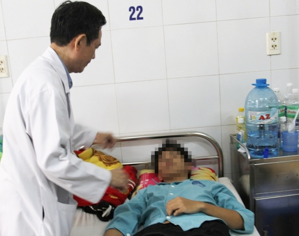 T. bị thương tích 25%, đang nằm điều trị - Ảnh: Nguyễn Tú