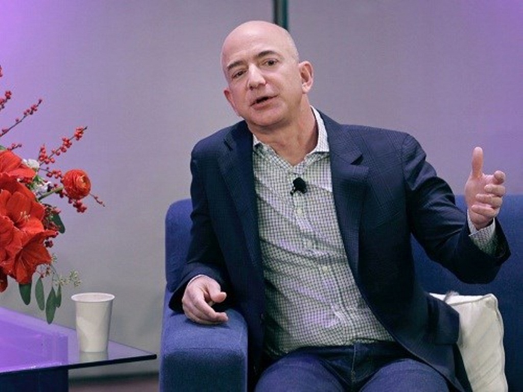 Tài sản của Jeff Bezos đang gia tăng chóng mặt - Ảnh: Bloomberg