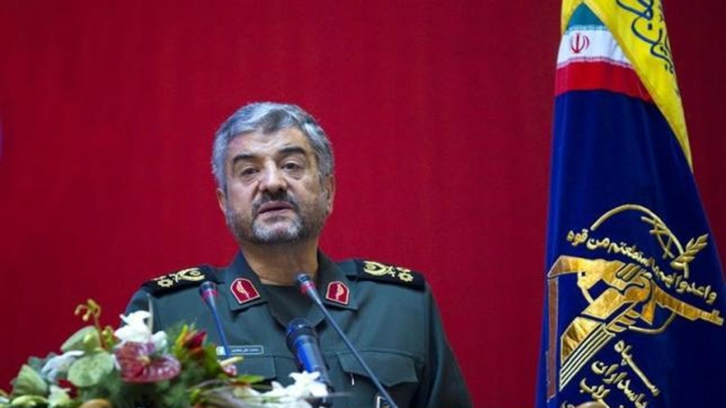 Ông Mohammad Ali Jafari, Chỉ huy lực lượng Vệ binh Cách mạng Iran nói Ả Rập Xê Út không đủ dũng khí đưa bộ binh sang Syria - Ảnh: Reuters