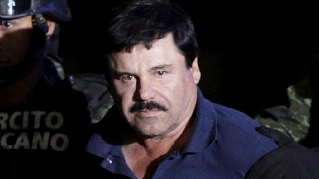 Trùm ma túy El Chapo được cho đã đọc các loại sách dạng self-help book trong ngục - Ảnh: Reuters