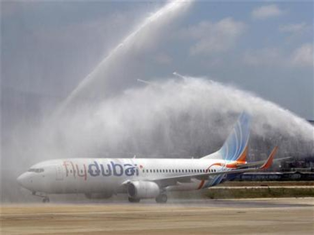 Một máy bay của hãng FlyDubai - Ảnh minh họa: Reuters
