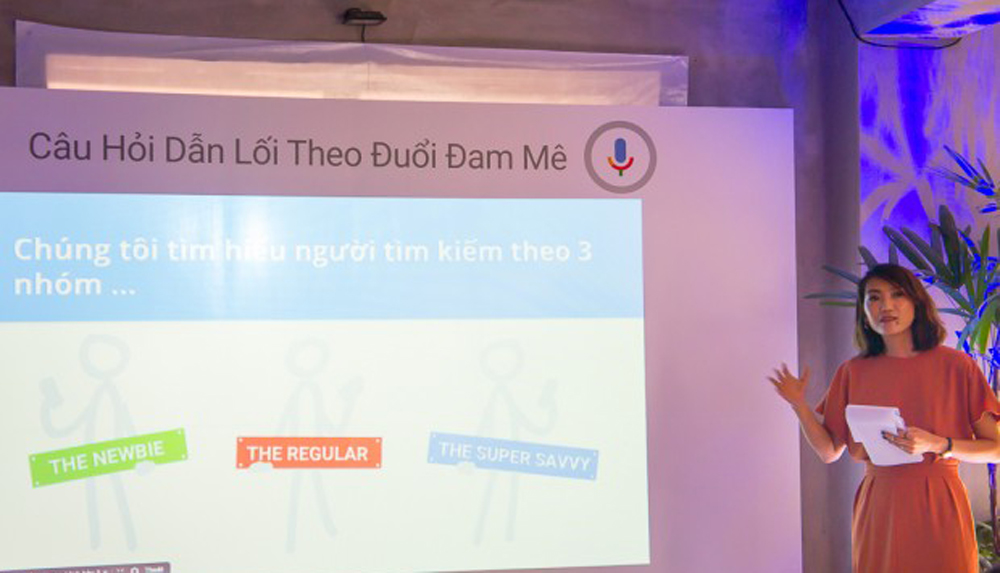 Bà Nguyễn Phương Anh - Giám đốc tiếp thị của Google tại thị trường Việt Nam chia sẻ về việc triển khai tính năng tìm kiếm bằng giọng nói tiếng Việt - Ảnh: T.Luân