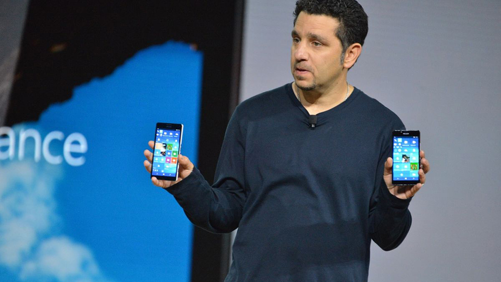 Bộ đôi Lumia 950 và 950 XL được công bố tại buổi họp báo của Microsoft vào tối 6.10