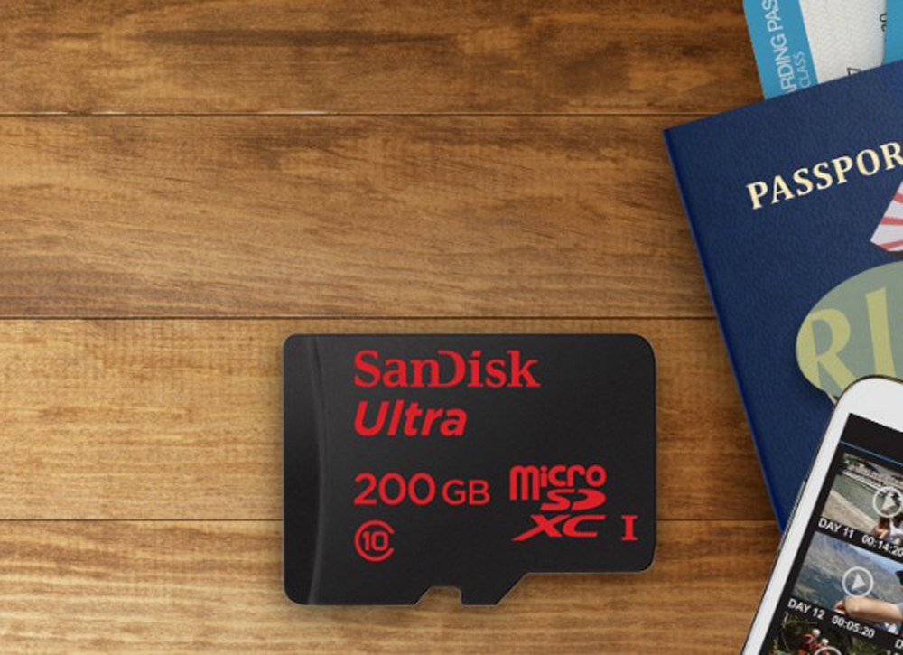 SanDisk có cả dòng thẻ nhớ siêu nhỏ microSD dung lượng lên tới 200 GB - Ảnh: SanDisk