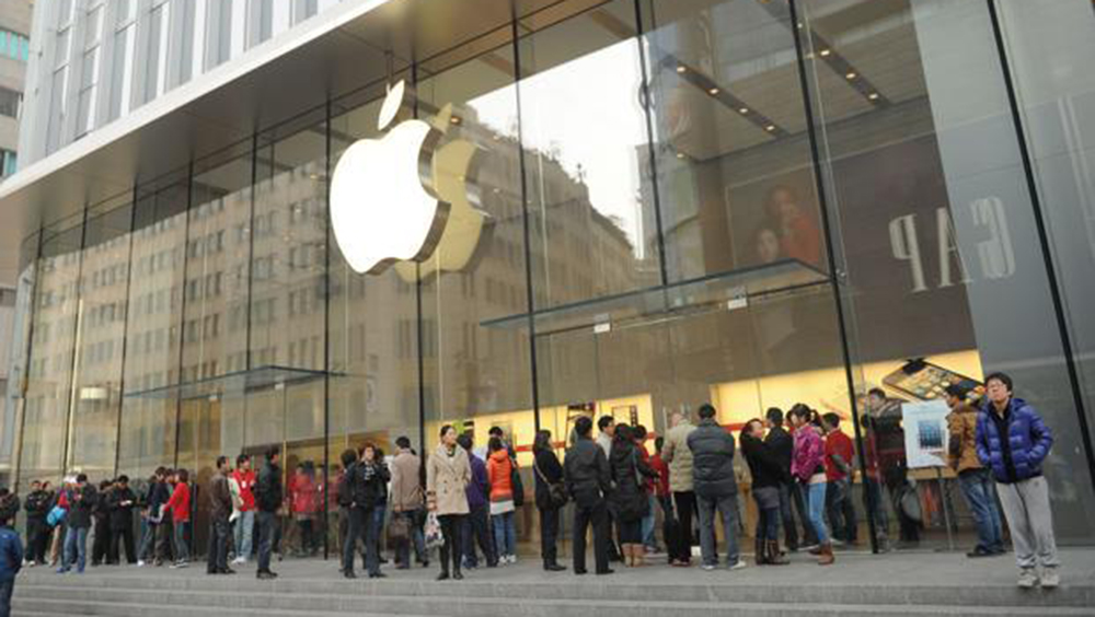 Apple dự kiến hoàn tất cửa hàng bán lẻ đầu tiên của mình tại Singapore vào cuối năm sau - Ảnh: AFP