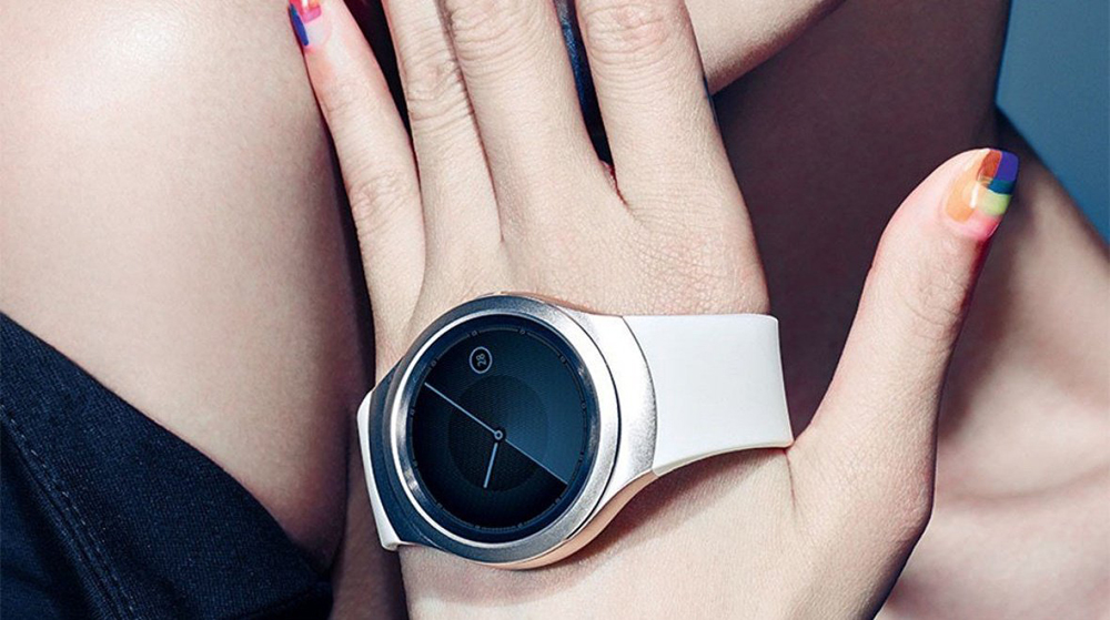 Chạy Tizen, Gear S2 cho người dùng tinh chỉnh đồng hồ một cách dễ dàng - Ảnh: Samsung