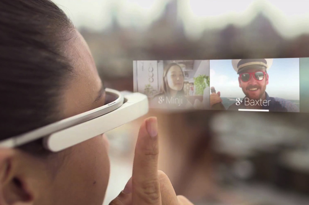Google Glass được cho là sẽ không còn màn hình hiển thị ở phiên bản tiếp theo - Ảnh: Google