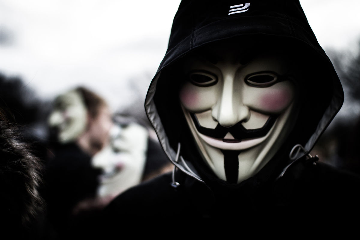 Anonymous được xem là nhóm hacker mạnh nhất hiện nay - Ảnh: AFP