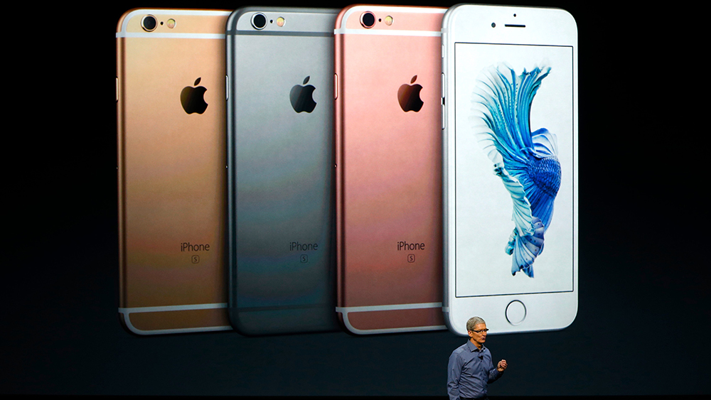 Sau iPhone 6S và 6S Plus, Apple lại chuẩn bị cho sự xuất hiện của iPhone 7 năm sau - Ảnh: AFP