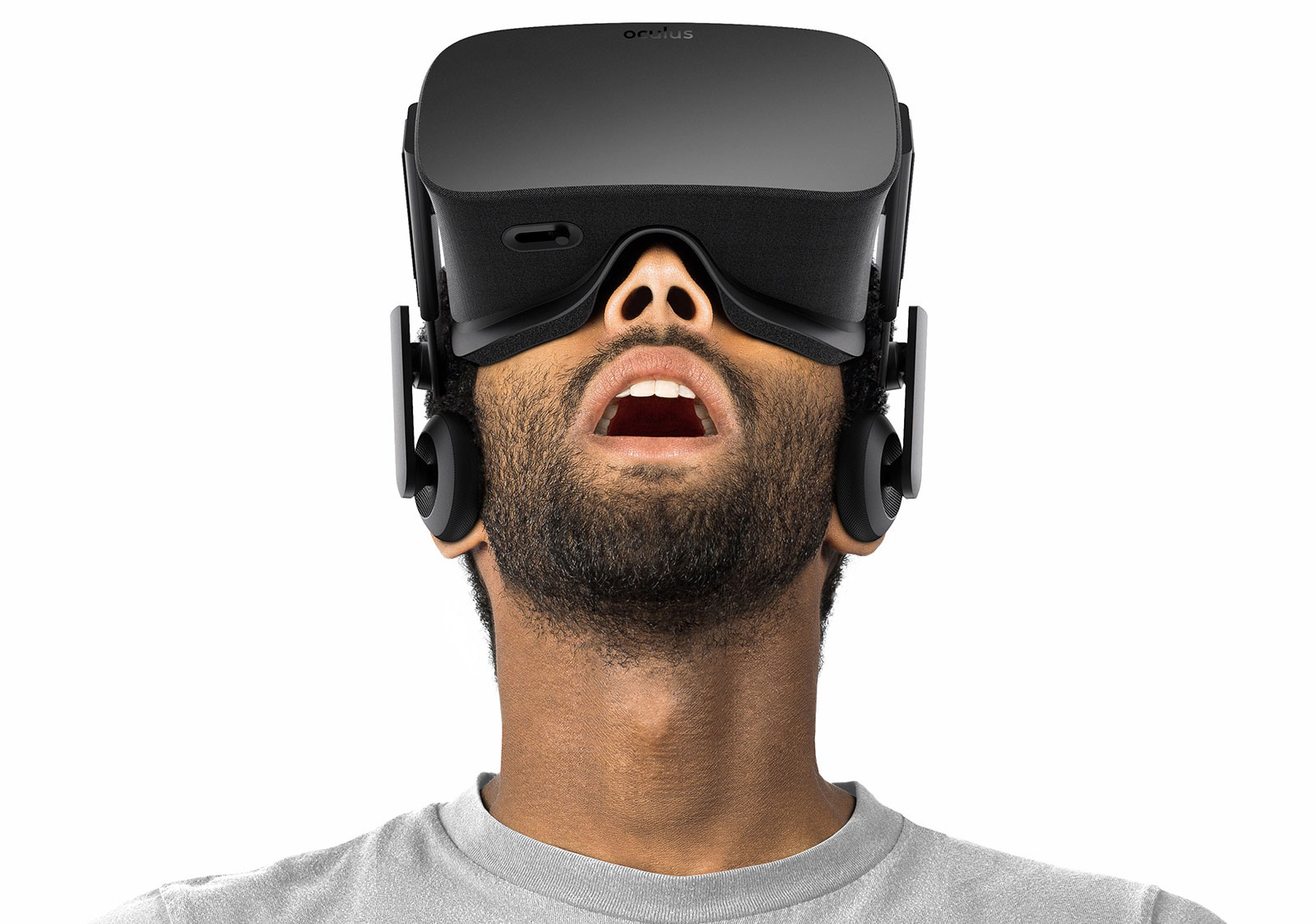 Kính thực tế ảo Oculus Rift đang là một món hàng hot - Ảnh: Oculus
