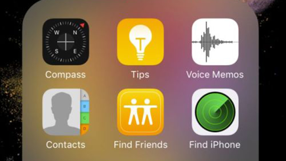 Voice Memos là ứng dụng có sẵn trên iPhone, đặt trong thư mục Extras của màn hình chính