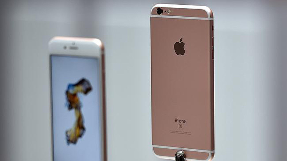 iPhone có khá nhiều tính năng ẩn mà bạn có thể khai thác sâu bên trong - Ảnh: AFP