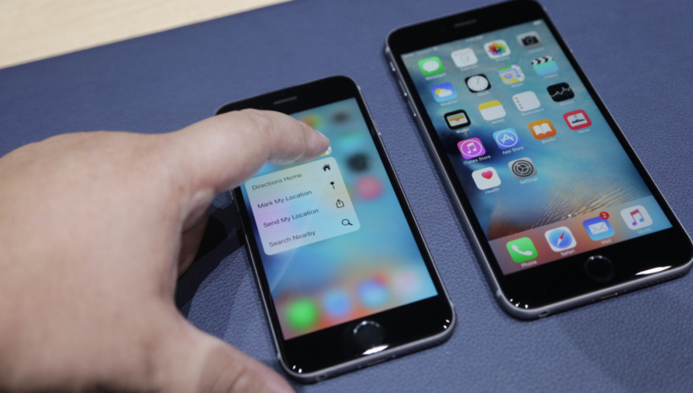 Bộ đôi iPhone 6S/6S Plus đang sử dụng thêm công nghệ màn hình 3D Touch - Ảnh: AFP