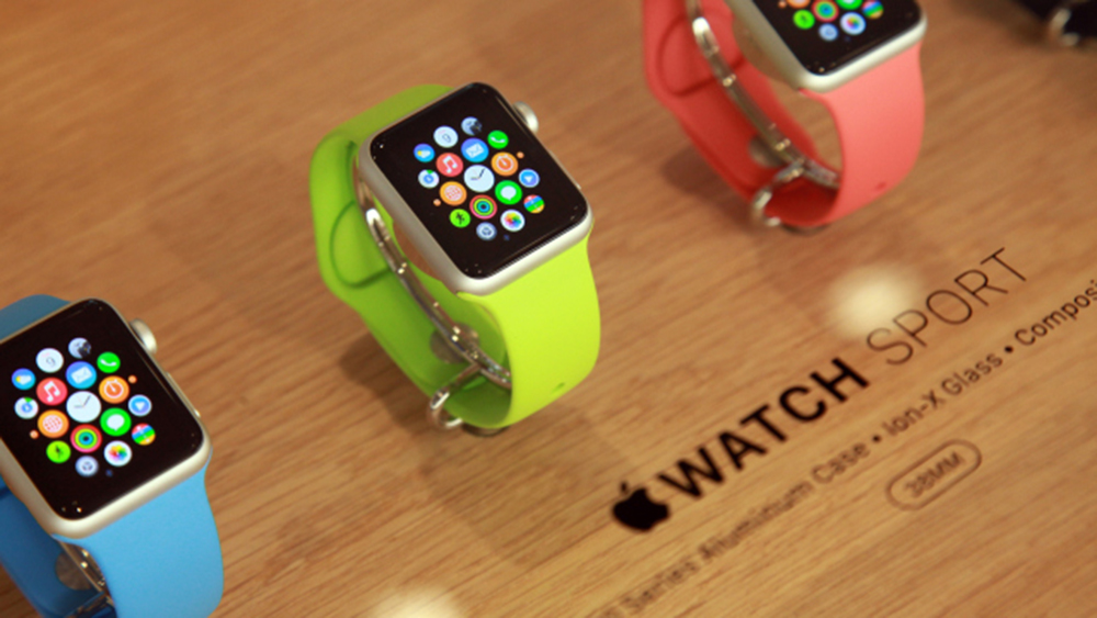 Apple Watch vẫn đang là đầu tàu của ngành công nghiệp smartwatch - Ảnh: AFP