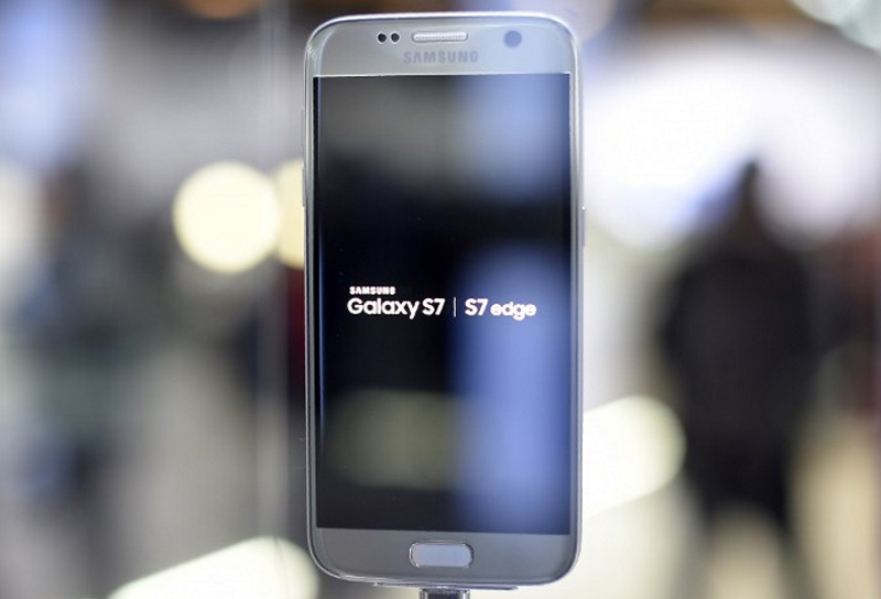 Galaxy S7 là mẫu smartphone mới nhất vừa được Samsung công bố - Ảnh: AFP