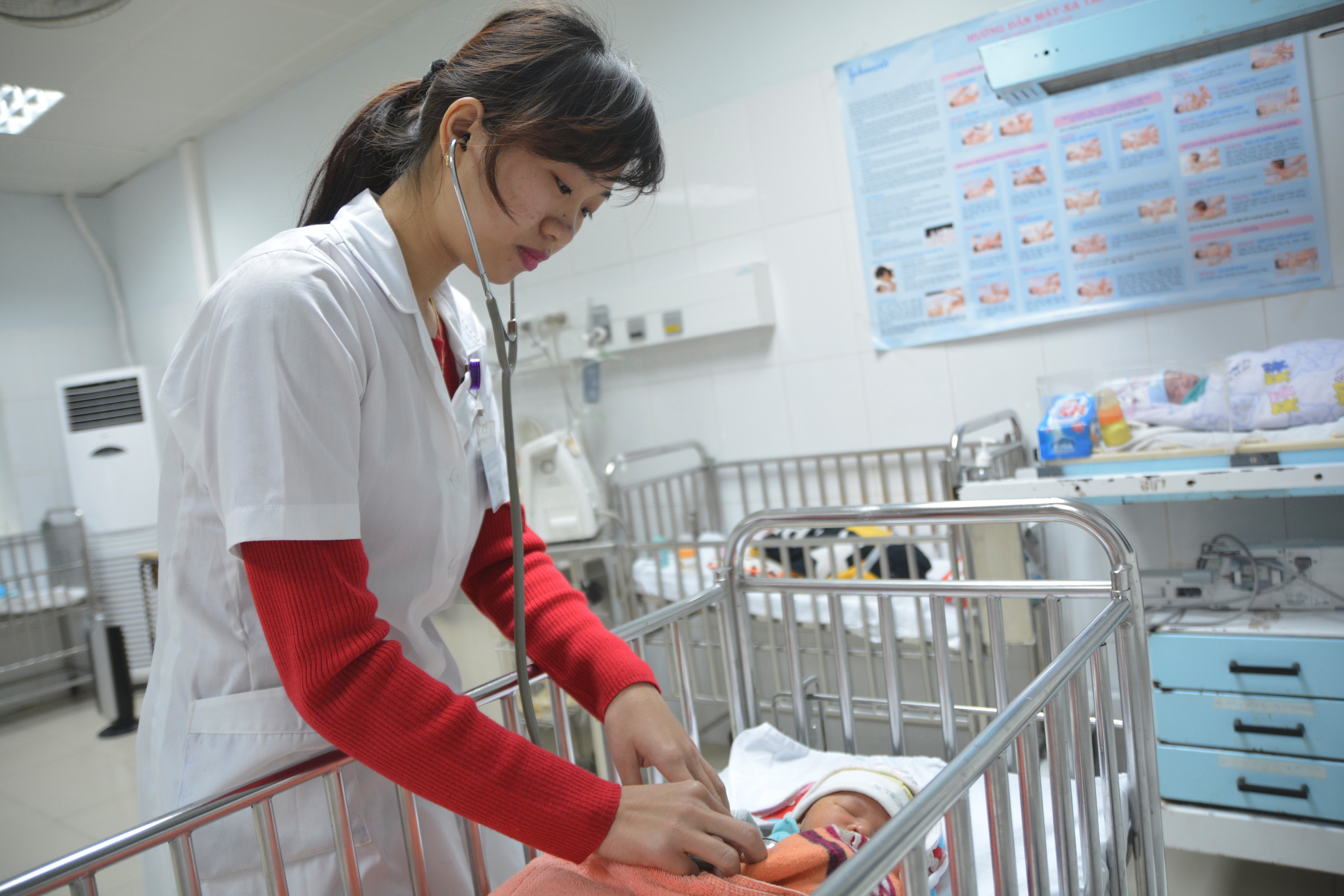Các bệnh nhân đang được điều trị tại Bệnh viện đa khoa Nghệ An - Ảnh: Hoàng Yến