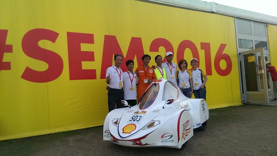 Đội LH-Gold Energy tại cuộc thi chế tạo xe tiết kiệm nhiên liệu khu vực châu Á - Ảnh: P.L