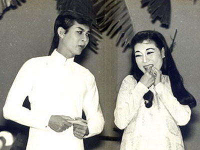 Kim Cương (vai cô Diệu) trong vở 'Lá sầu riêng' - Ảnh chụp từ tư liệu gia đình