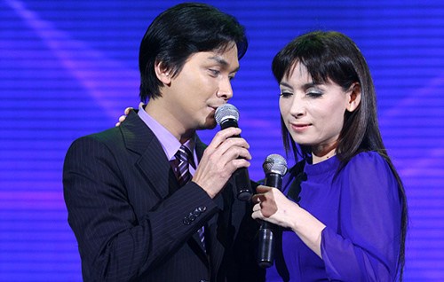 Mạnh Quỳnh và Phi Nhung là đôi song ca ăn ý trên các sân khấu ca nhạc