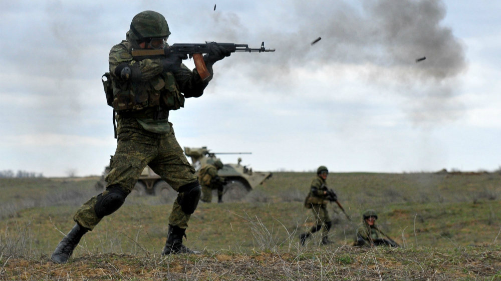 Binh sĩ Nga trong một cuộc tập trận - Ảnh: Reuters