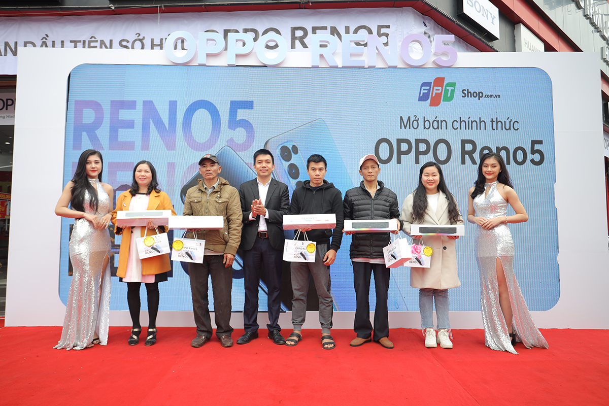 Hơn 18 ngàn khách hàng nhận về OPPO Reno5 trong ngày mở bán đầu tiên
