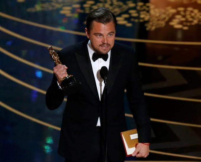 Cuối cùng tượng vàng Oscar cũng thuộc về Leonardo DiCaprio - Ảnh: Reuters