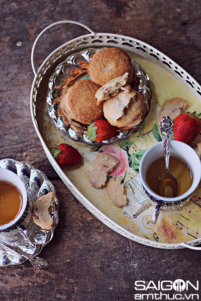 Làm bánh cookies dâu tây thơm lừng tuyệt ngon