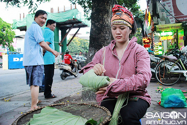 Lúa mùa chiêm, cốm làng Vòng vẫn vô cùng thơm thảo