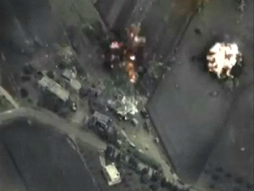 Hình ảnh do Bộ Quốc phòng Nga cung cấp về cuộc không kích của Nga tại Syria tối 30.9 - Ảnh: Reuters