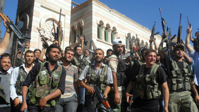 Lực lượng Quân đội Syria tự do được phương Tây hậu thuẫn - Ảnh: Reuters