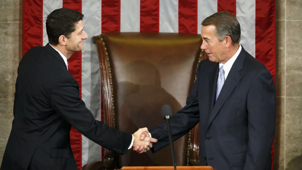 Ông Paul Ryan (trái) và Chủ tịch Hạ viện Mỹ John Boehner tại phiên bỏ phiếu bầu người kế nhiệm ông Boehner ngày 29.10 - Ảnh: Reuters