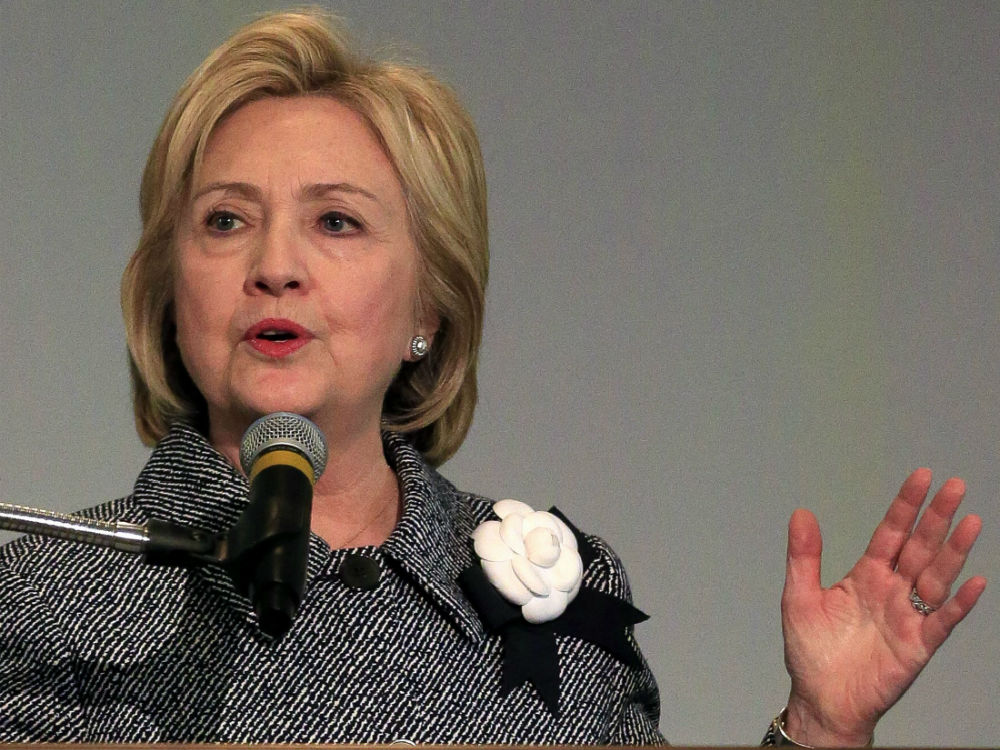 Bà Hillary Clinton phản đối ý tưởng triển khai bộ binh Mỹ chống IS - Ảnh: Reuters