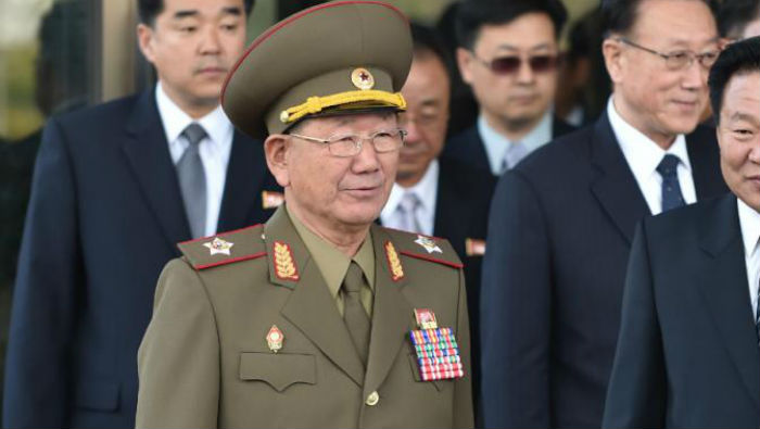 Chủ nhiệm Tổng cục Chính trị Quân đội Nhân dân Triều Tiên, ông Hwang Pyong-so đã trở về Bình Nhưỡng sau khi sang Trung Quốc chữa bệnh - Ảnh: Reuters