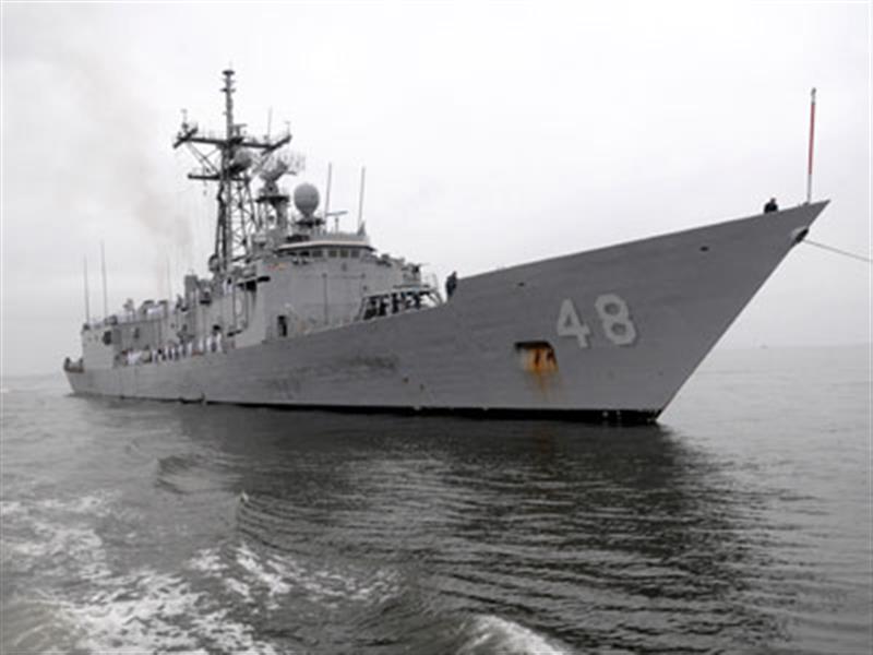 Một tàu khu trục lớp Oliver Hazard Perry trang bị tên lửa dẫn đường của Mỹ - Ảnh: Reuters
