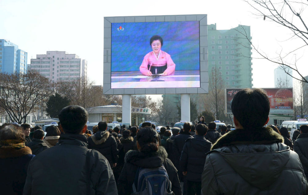 Thông tin Triều Tiên thử bom nhiệt hạch được phát trên sóng truyền hinh - Ảnh: Reuters
