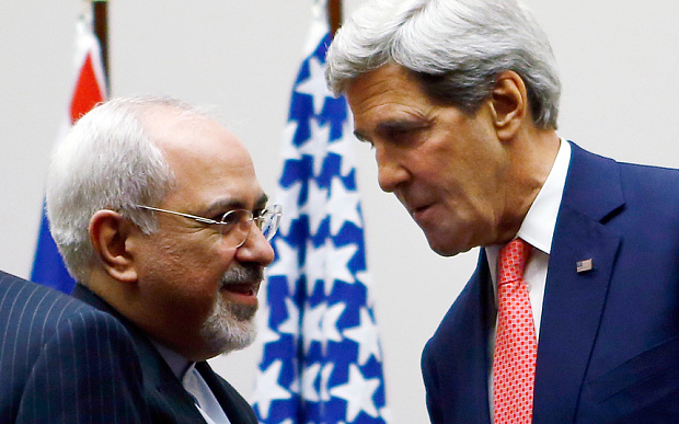 Ngoại trưởng Mỹ John Kerry và Ngoại trưởng Iran Mohammad Javad Zarif đã liên lạc nhiều lần sau khi Iran bắt giữ tàu và lính thủy Mỹ - Ảnh: Reuters