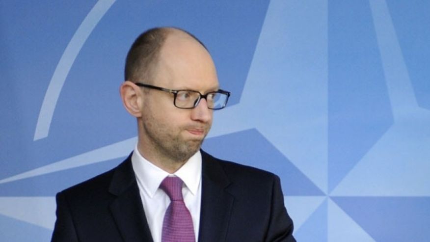 Thủ tướng Ukraine, ông Arseniy Yatsenyuk từ chức sau quãng thời gian đầy áp lực - Ảnh: Reuters