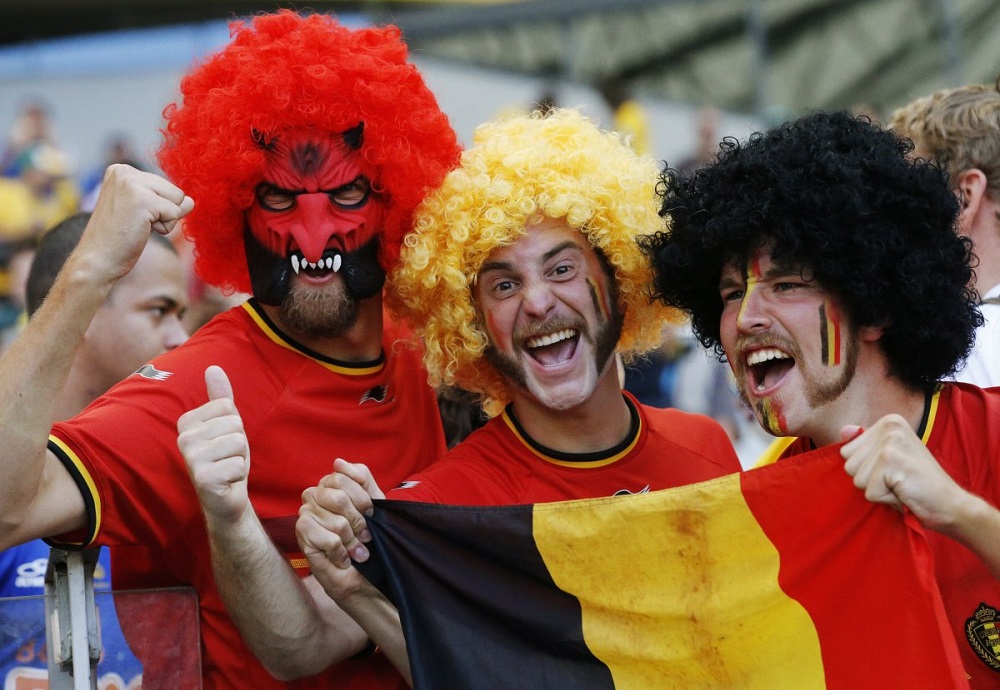 Người dân Bỉ - Ảnh: Reuters