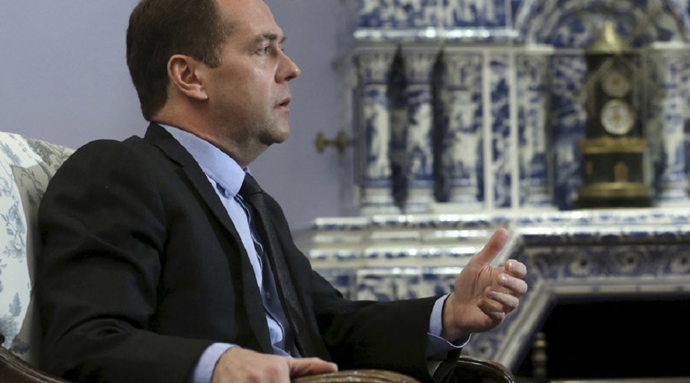 Thủ tướng Nga Dmitry Medvedev - Ảnh: Reuters